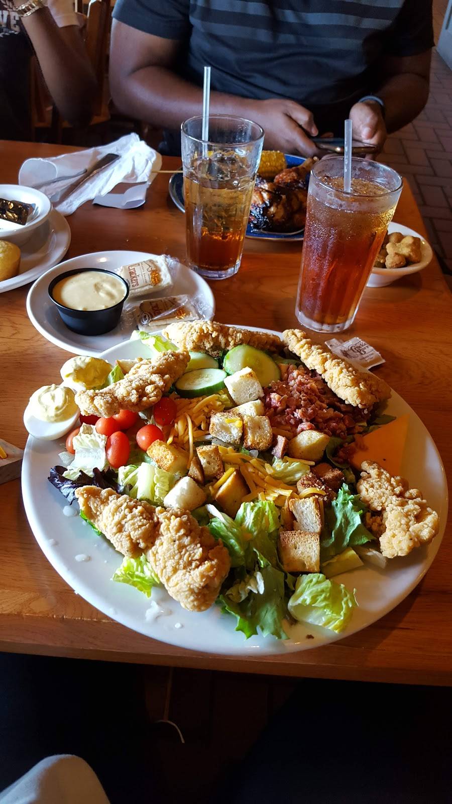 Cracker Barrel Old Country Store | restaurant | 216 Henry Blvd, Statesboro, GA 30458, USA | 9127647612 OR +1 912-764-7612