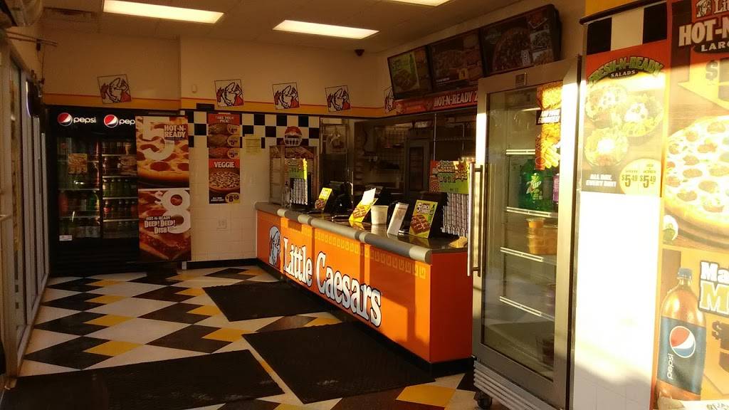 Little Caesars Pizza | meal takeaway | 1025 Mineral Wells Ave, Paris, TN 38242, USA | 7314077475 OR +1 731-407-7475