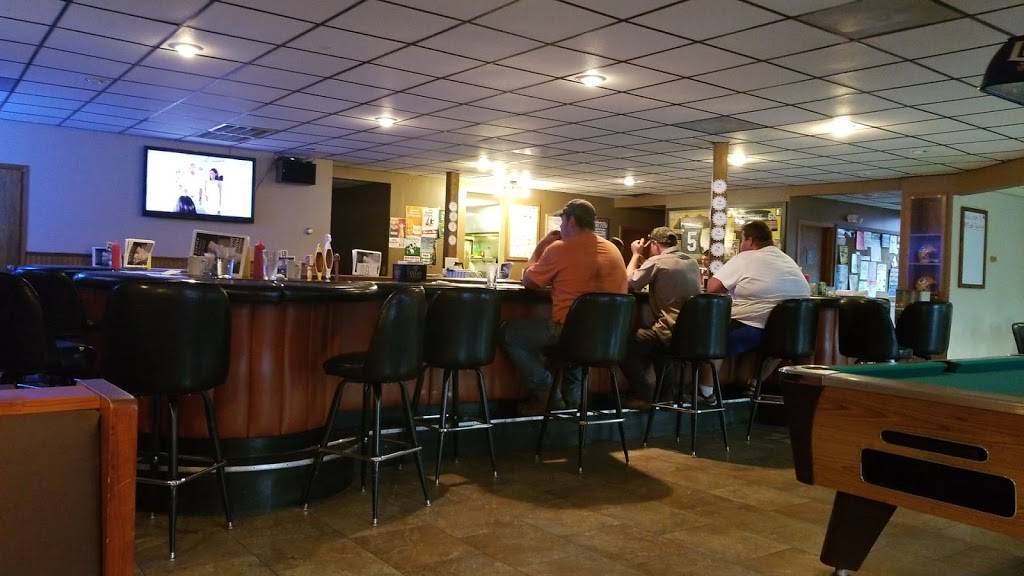 Petticoat Junction | restaurant | 138 Morrow St, Seymour, WI 54165, USA | 9208337783 OR +1 920-833-7783