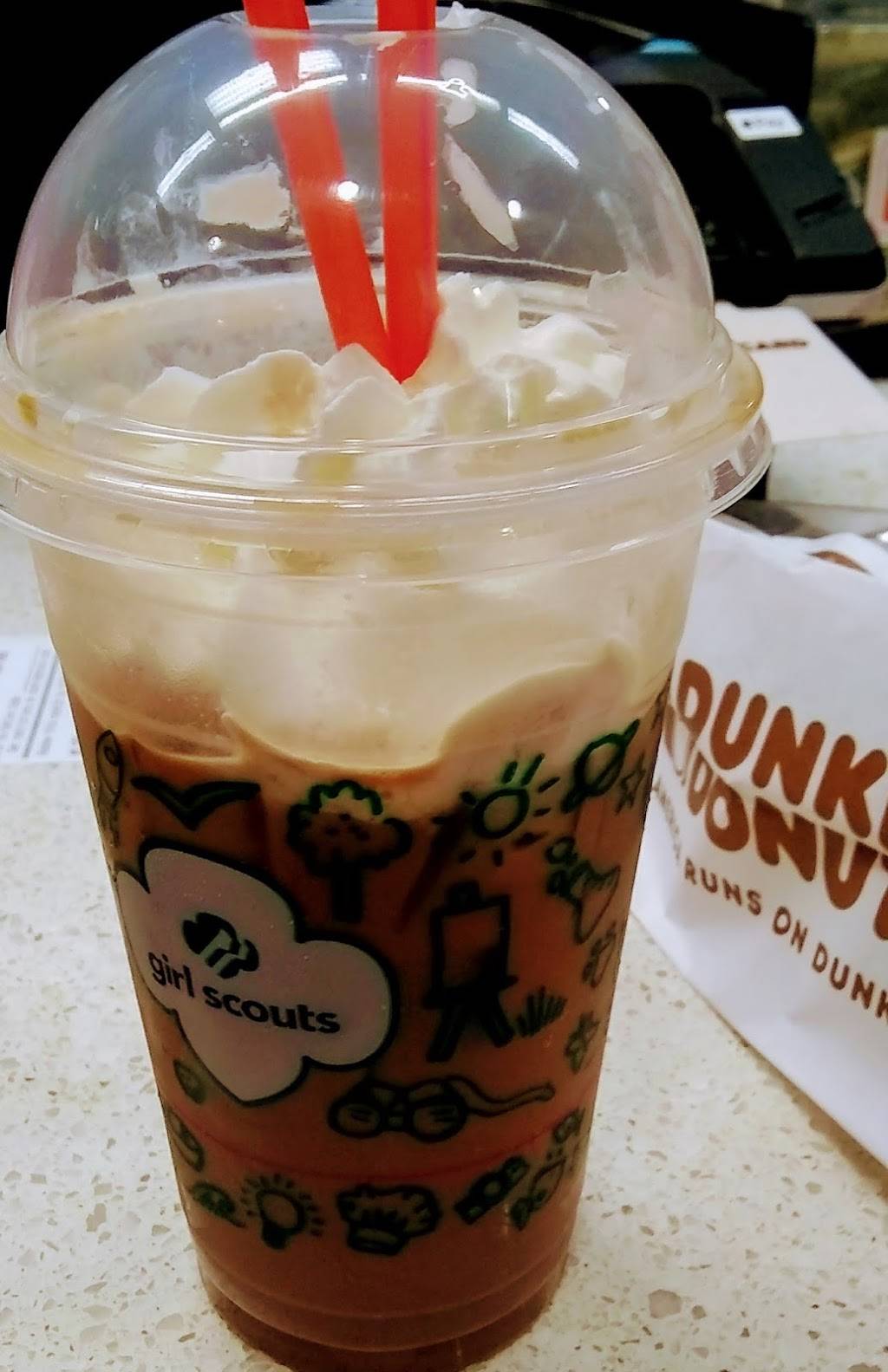 Dunkin | bakery | 1719 E Silver Star Rd, Ocoee, FL 34761, USA | 4075237363 OR +1 407-523-7363