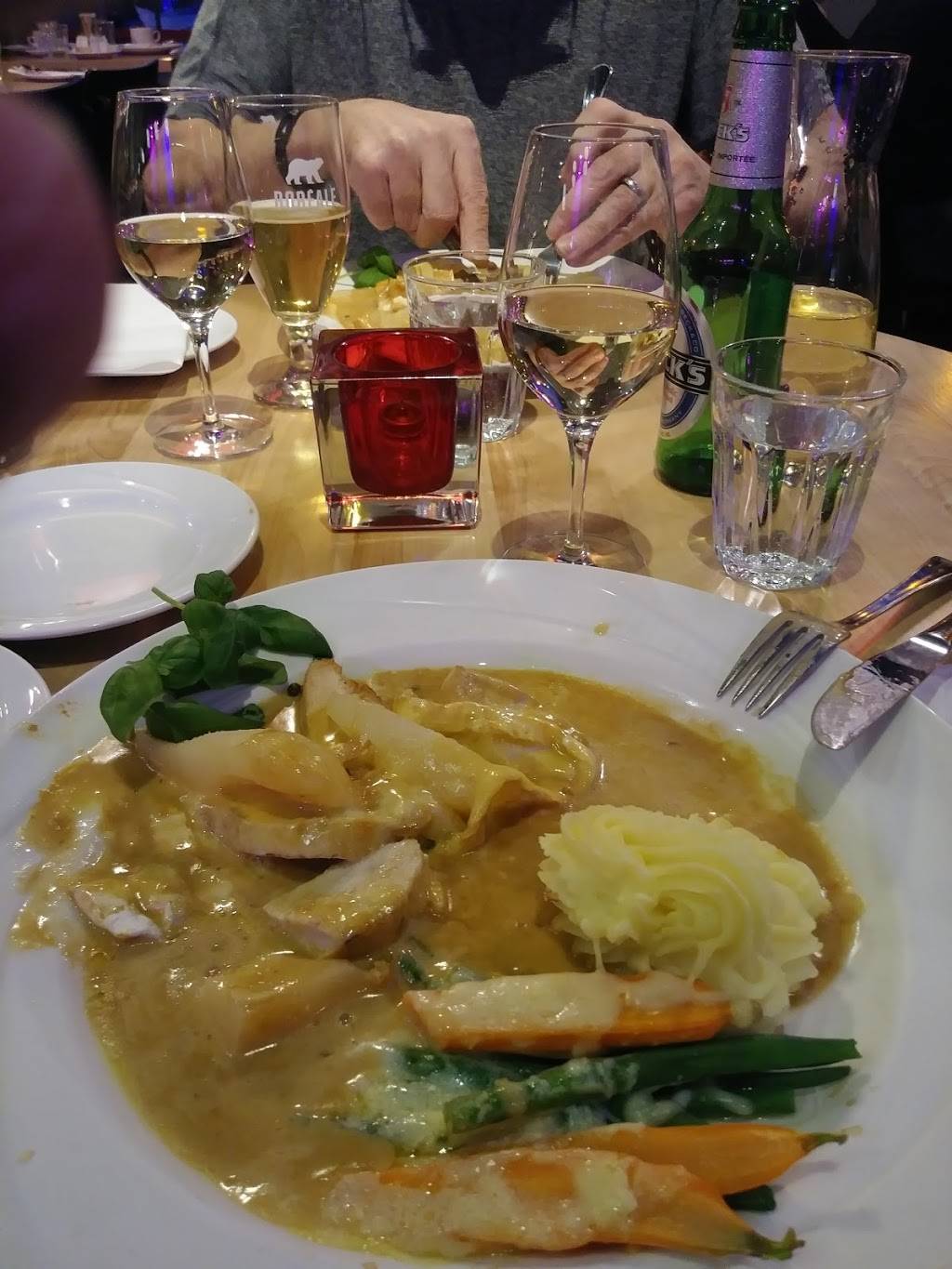 Gusto Saveurs Authentiques | restaurant | 3745 Rue du Campanile, Québec, QC G1X 4G5, Canada | 4186588860 OR +1 418-658-8860