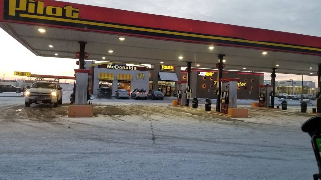 Pilot Travel Center | restaurant | 4030 E Boyd Rd, Decatur, IL 62521, USA | 2178760208 OR +1 217-876-0208