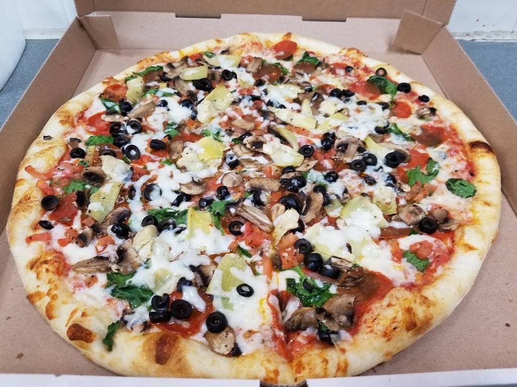 Blockys Eatery | restaurant | 285 E 29th St, Loveland, CO 80538, USA | 9702928353 OR +1 970-292-8353