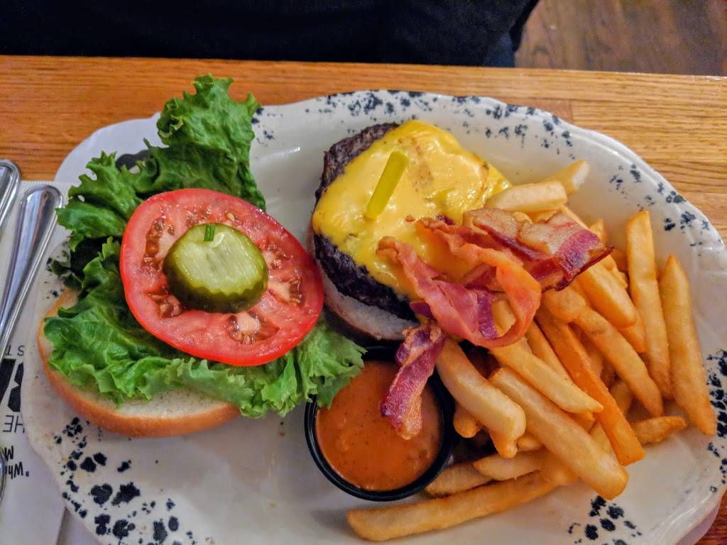 Black River Barn | restaurant | 1178 NJ-10, Randolph, NJ 07869, USA | 9735989988 OR +1 973-598-9988