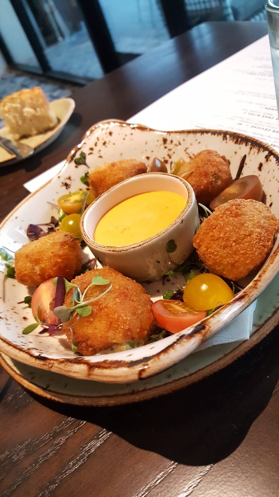 AVEO Table + Bar | restaurant | 1 Monarch Beach Resort N, Dana Point, CA 92629, USA | 9492343915 OR +1 949-234-3915