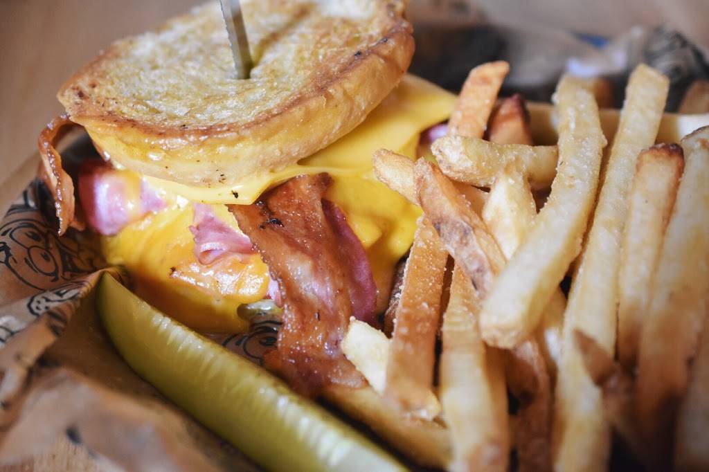 Vivios II Food & Spirits | restaurant | 3601 Twelve Mile Rd, Warren, MI 48092, USA | 5865760495 OR +1 586-576-0495