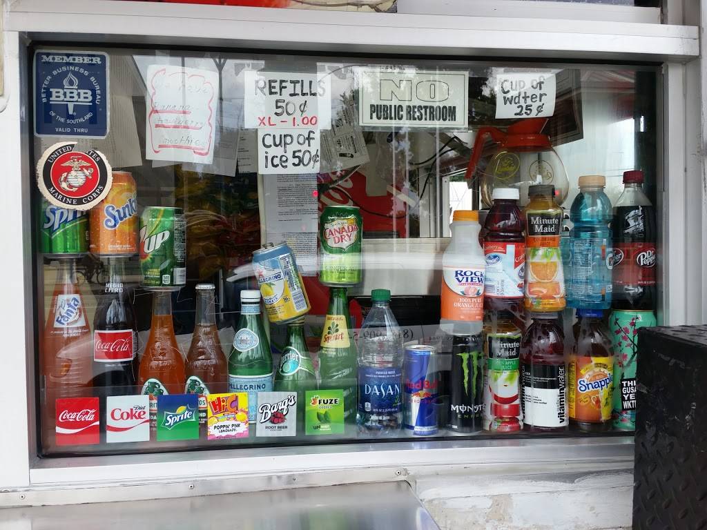 Happy Dogs | restaurant | 6235 Van Nuys Blvd, Van Nuys, CA 91401, USA | 8189890193 OR +1 818-989-0193