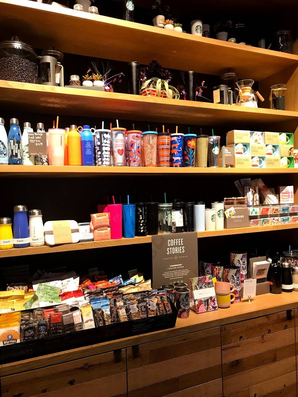 Starbucks | cafe | 12950 Beach Blvd, Stanton, CA 90680, USA | 7143723134 OR +1 714-372-3134