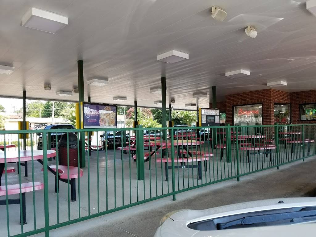 Sonic Drive-In | restaurant | 1185 Main St, Southaven, MS 38671, USA | 6623938301 OR +1 662-393-8301