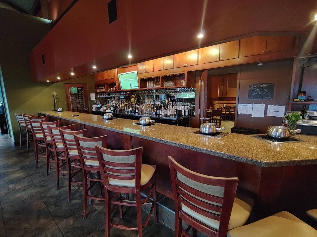 The Melting Pot | restaurant | 2090 Celebration Dr NE #130, Grand Rapids, MI 49525, USA | 6163650055 OR +1 616-365-0055