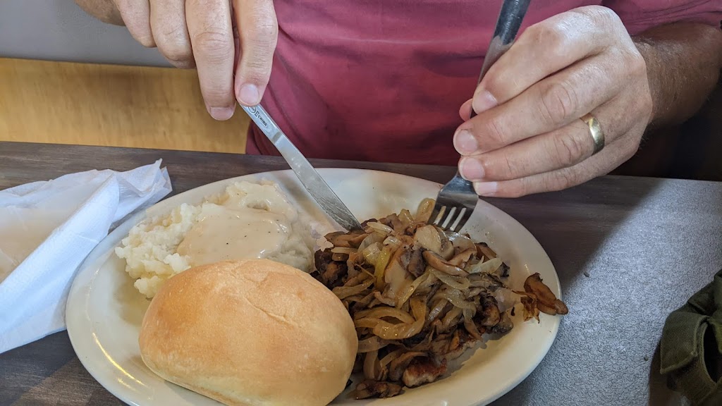 Spah Grill Mountain View | restaurant | 408 Sylamore Ave, Mountain View, AR 72560, USA | 8702698780 OR +1 870-269-8780