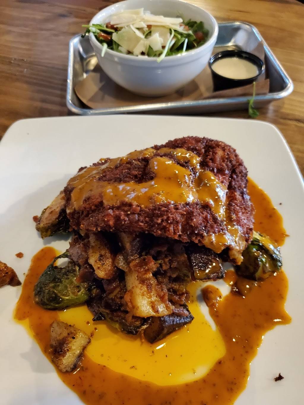 The Local Bison | restaurant | 522 S Boston Ave Suite 103, Tulsa, OK 74103, USA | 9185616114 OR +1 918-561-6114