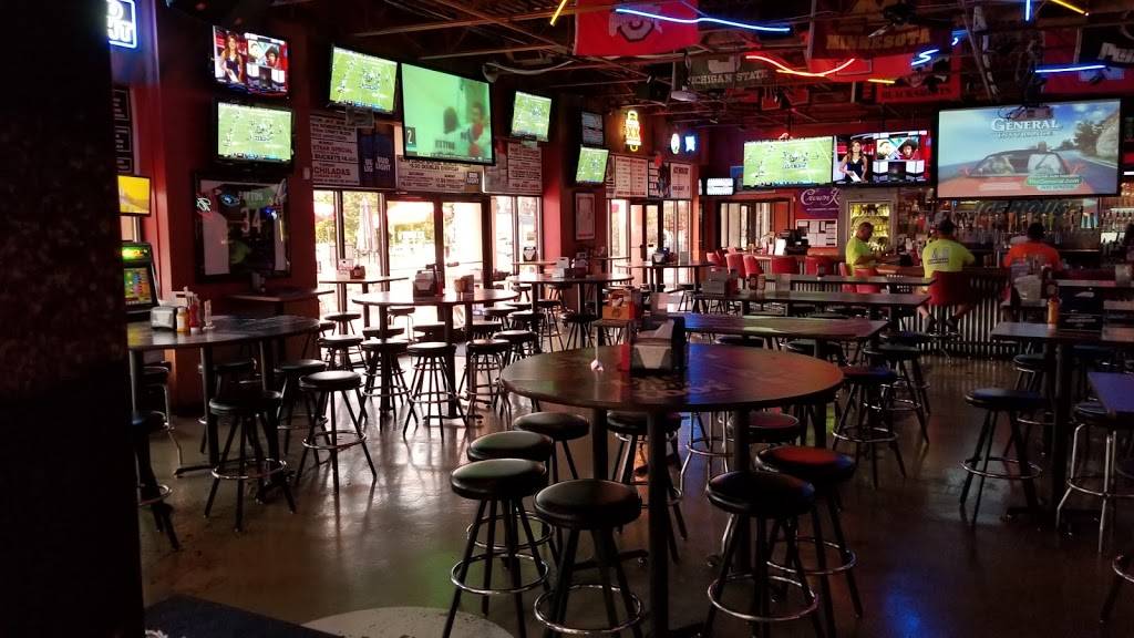 IceHouse Sports Bar | restaurant | 10920 Emmet St, Omaha, NE 68164, USA | 4029342337 OR +1 402-934-2337