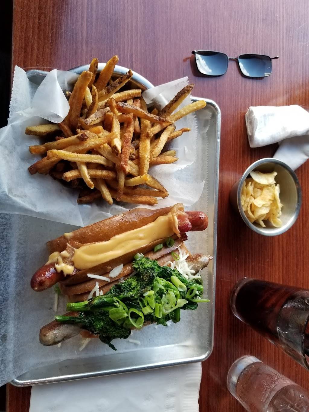 Destination Dogs | restaurant | 101 Paterson St, New Brunswick, NJ 08901, USA | 7329931016 OR +1 732-993-1016