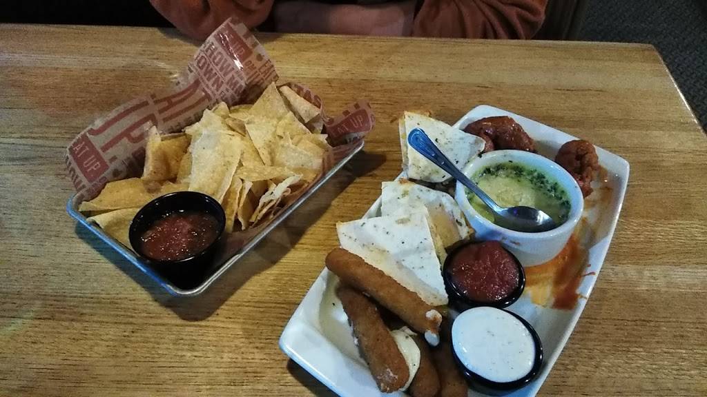 Applebees Grill + Bar | restaurant | 10600 Lomas Blvd NE, Albuquerque, NM 87112, USA | 5052379083 OR +1 505-237-9083