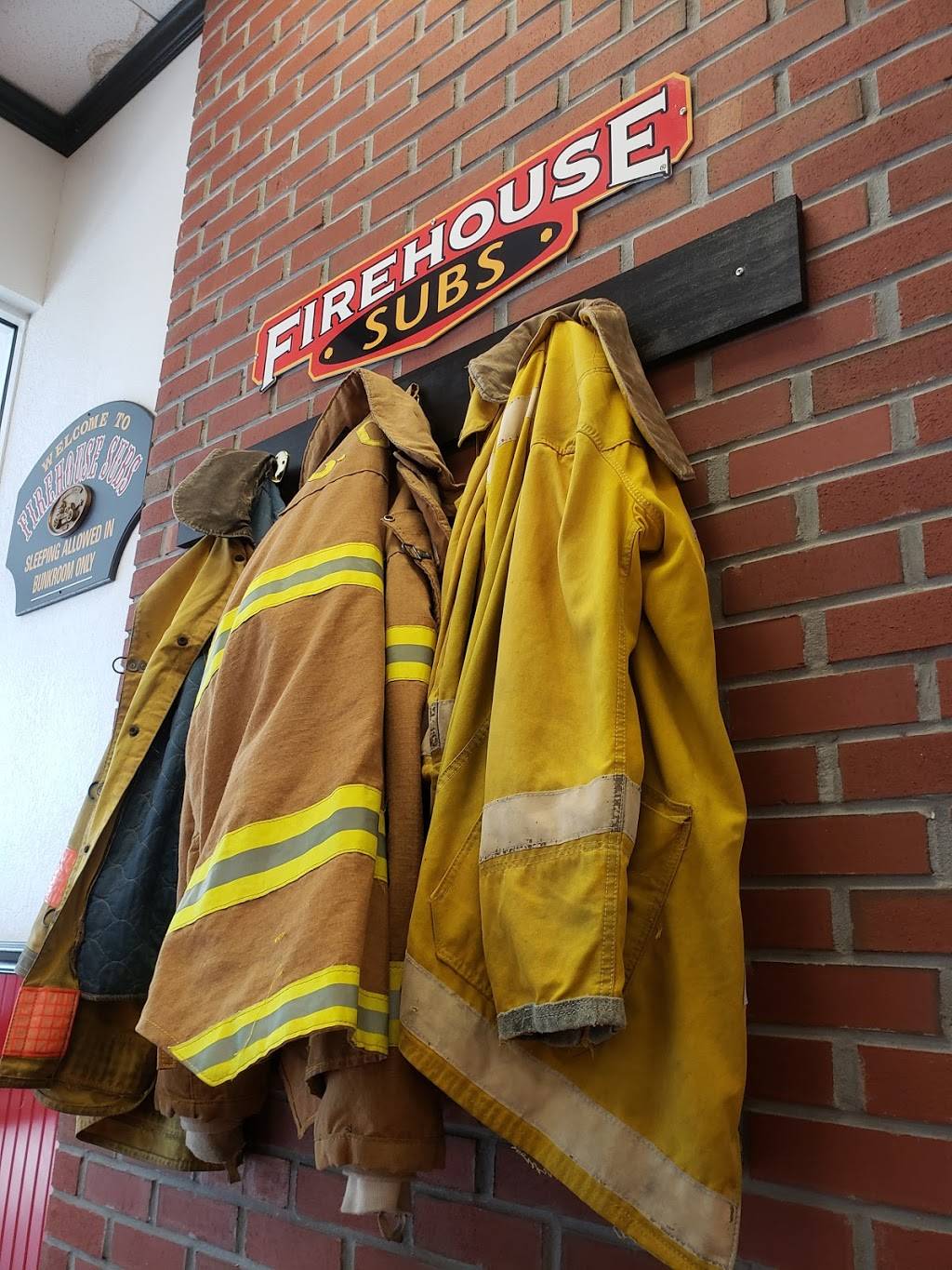 Firehouse Subs | meal delivery | 7091 College Pkwy, Fort Myers, FL 33907, USA | 2393347827 OR +1 239-334-7827