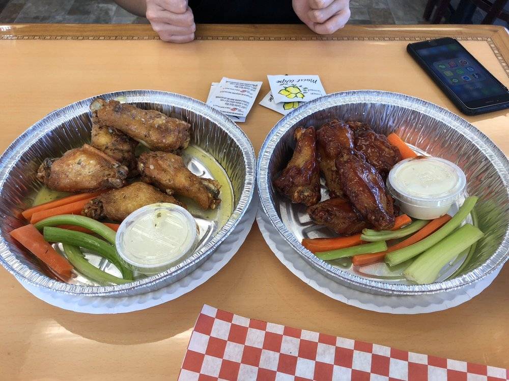 Marina Mile Pizza | restaurant | 1025 W State Rd 84, Fort Lauderdale, FL 33315, USA | 9545952988 OR +1 954-595-2988