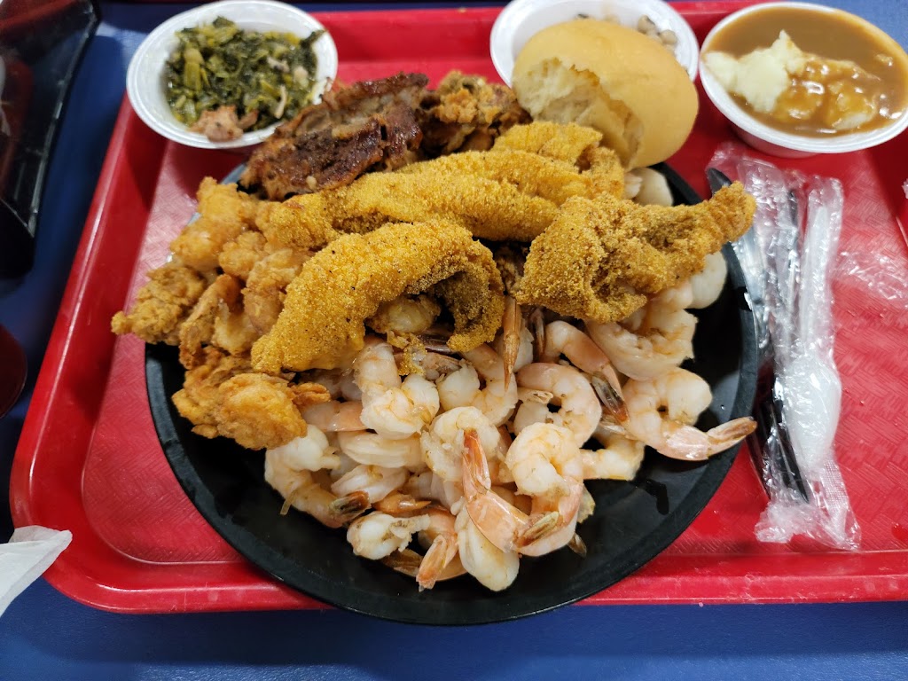 Hollis Seafood Buffet | restaurant | 113 Highway 3265, Spearsville, LA 71277, USA | 3187780444 OR +1 318-778-0444