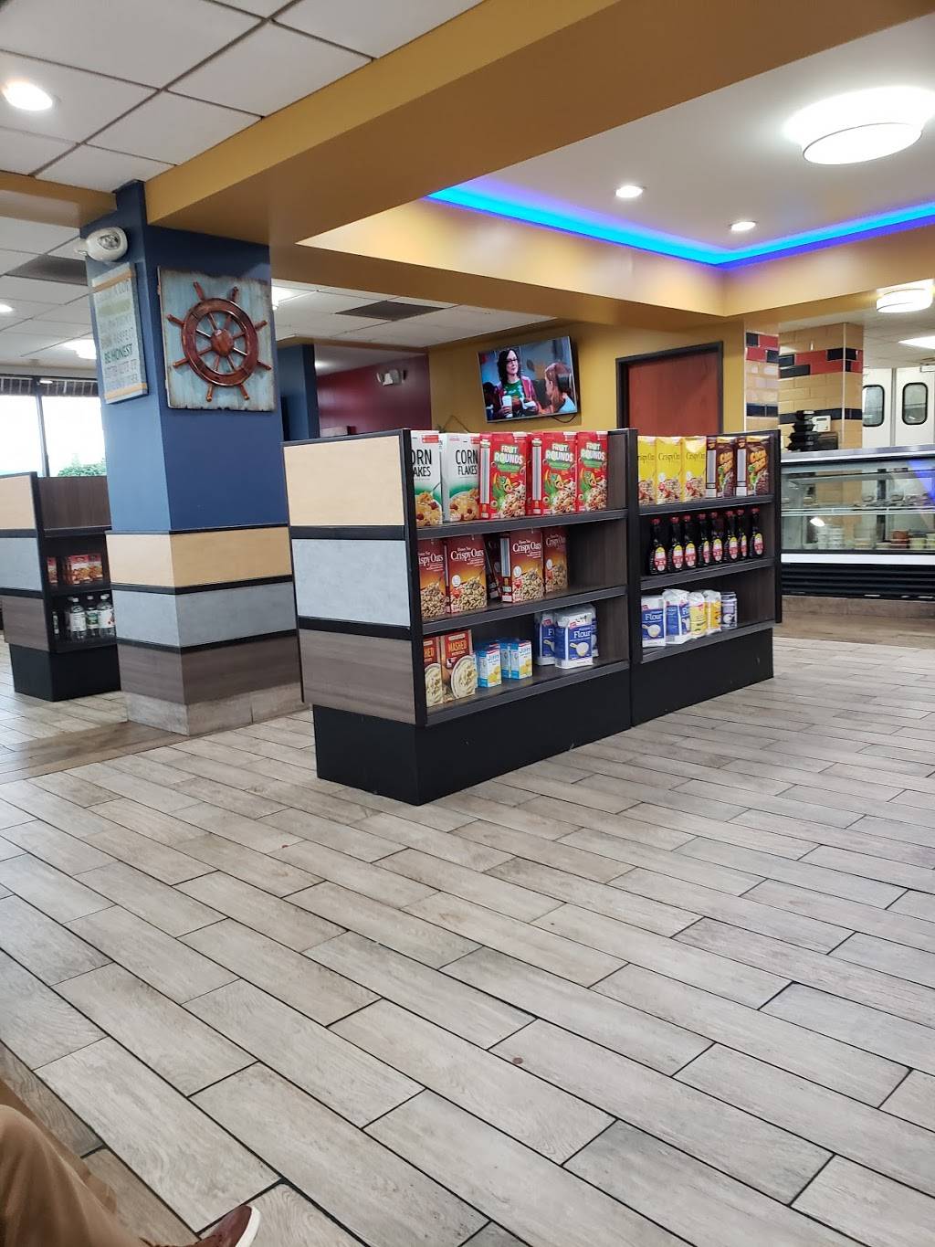 Captain Jays Fish & Chicken | meal takeaway | 13500 W Nine Mile Rd, Oak Park, MI 48237, USA | 2482067898 OR +1 248-206-7898