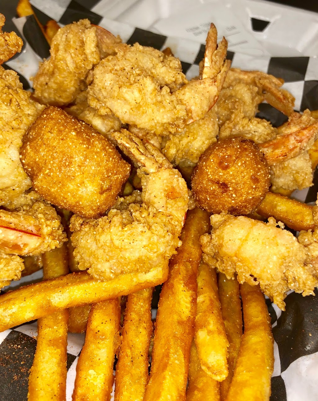 Mudbugs | restaurant | 2005 Government St, Mobile, AL 36606, USA | 2514789897 OR +1 251-478-9897