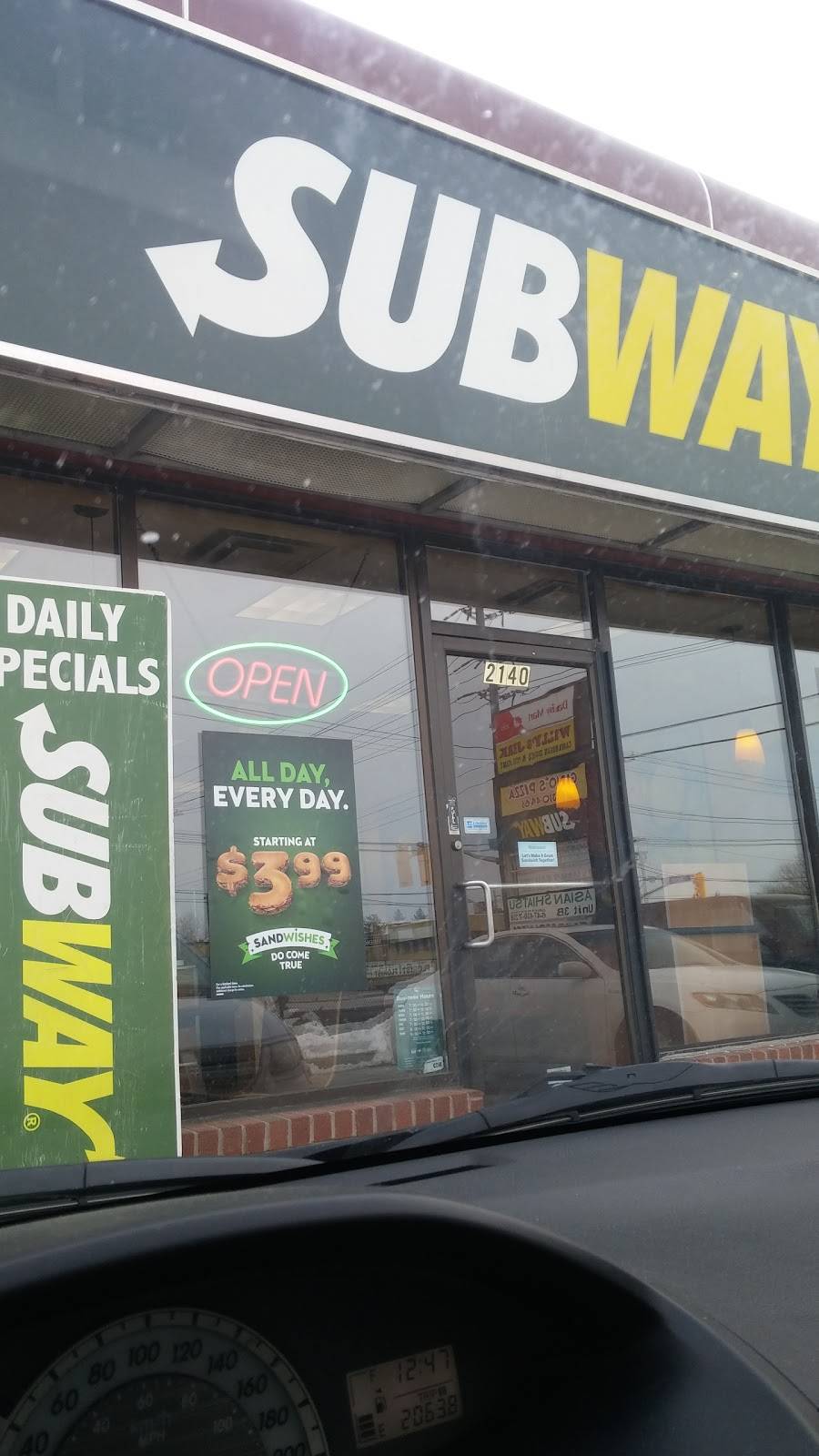 Subway | restaurant | 2140 Kipling Ave #2, Etobicoke, ON M9W 4K5, Canada | 4167477827 OR +1 416-747-7827