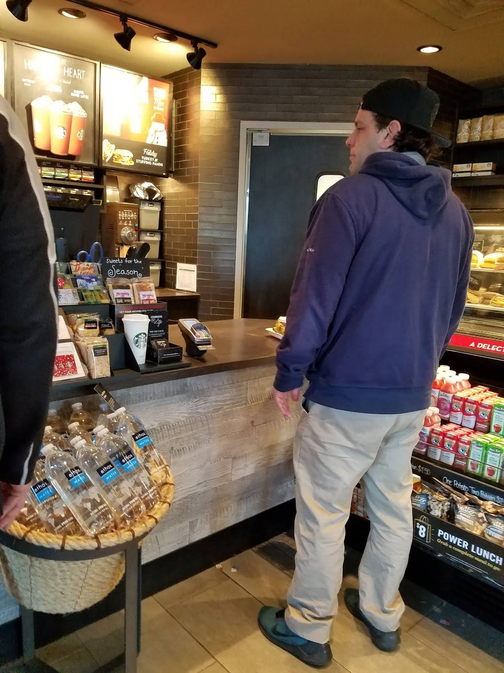 Starbucks | cafe | 3828 Kennett Pike Suite A, Greenville, DE 19807, USA | 3025183467 OR +1 302-518-3467