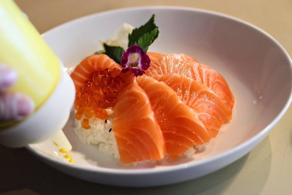 ICHI NI SAN Asian Grilled Ramen & Sushi | restaurant | 246 S Beach St, Daytona Beach, FL 32114, USA | 3862813181 OR +1 386-281-3181