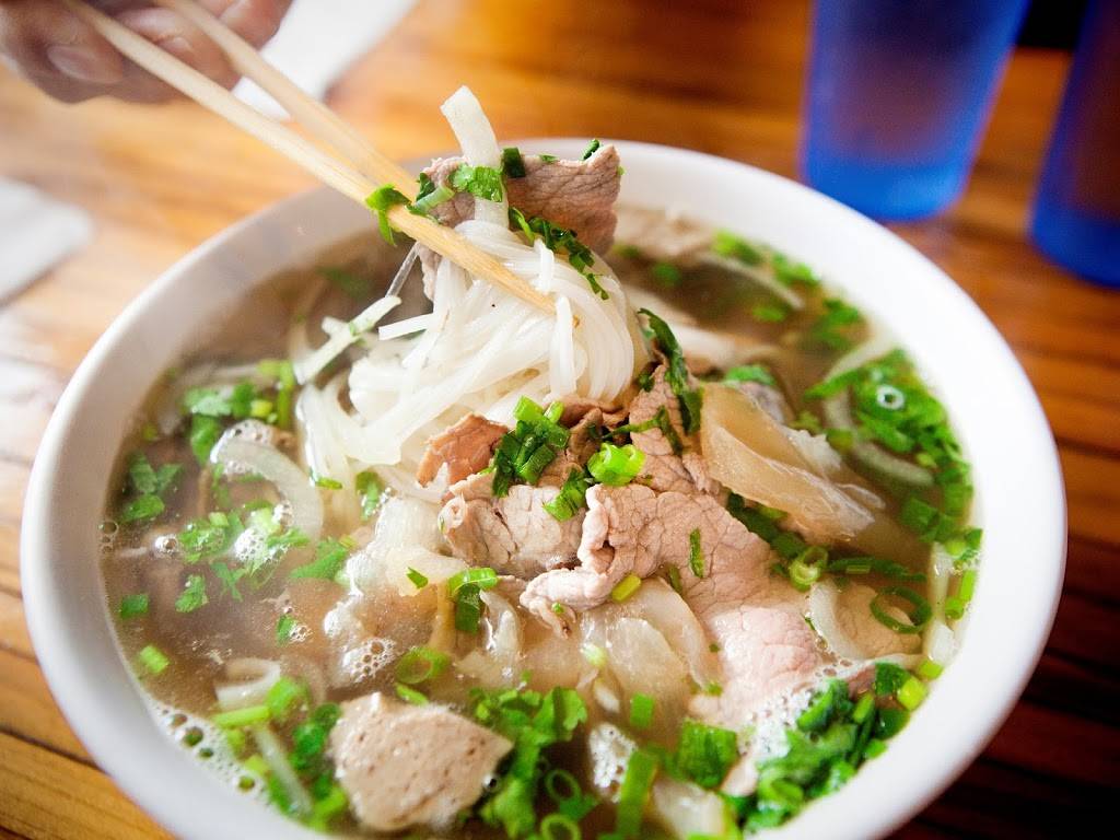 pho 90 | restaurant | 23955 E Plaza Ave, Aurora, CO 80016, USA | 3036275718 OR +1 303-627-5718