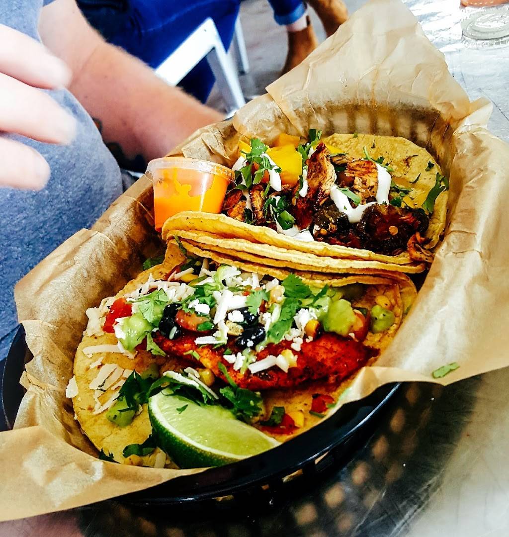 Torchys Tacos | restaurant | 3005 S Lamar Blvd, Austin, TX 78704, USA | 5126141832 OR +1 512-614-1832