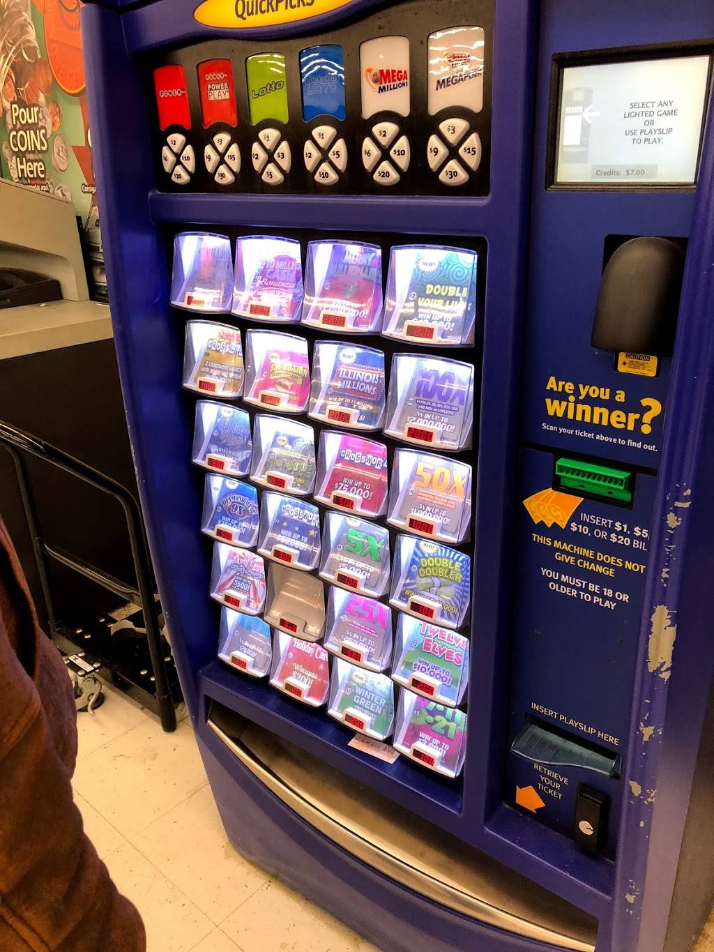 11th Street Plaza | meal takeaway | 3134 11th St, Rockford, IL 61109, USA | 8153989710 OR +1 815-398-9710