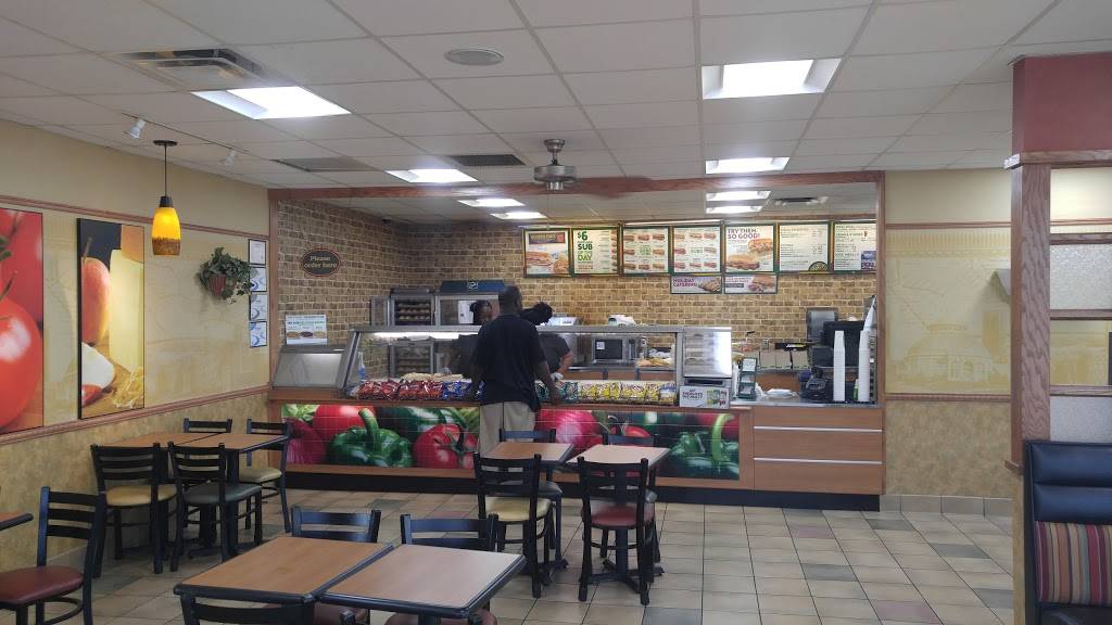 Subway | restaurant | 15845 Whyte Hardee Blvd, Hardeeville, SC 29927, USA | 8437842330 OR +1 843-784-2330