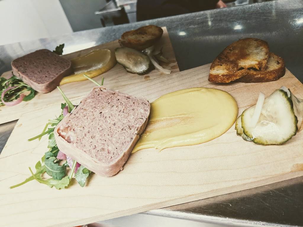 Spring House Restaurant, Kitchen & Bar | restaurant | 450 N Spring St, Winston-Salem, NC 27101, USA | 3362934797 OR +1 336-293-4797