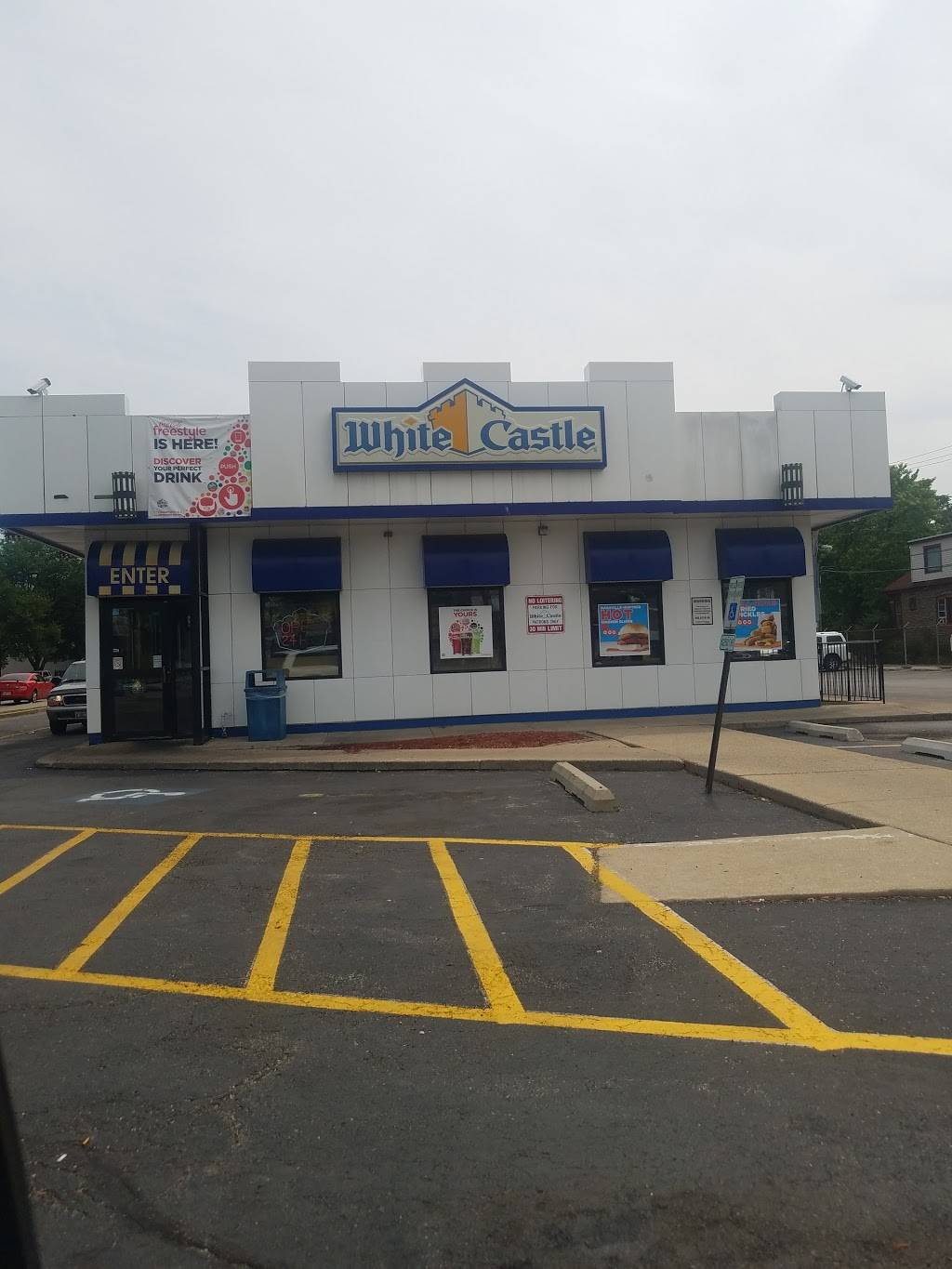 White Castle | restaurant | 6901 S Western Ave, Chicago, IL 60636, USA | 7737760622 OR +1 773-776-0622
