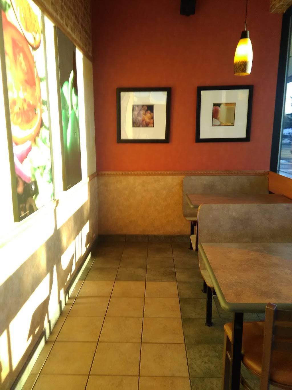 Subway | meal takeaway | 801 Northway Dr, Anchorage, AK 99508, USA | 9072786013 OR +1 907-278-6013