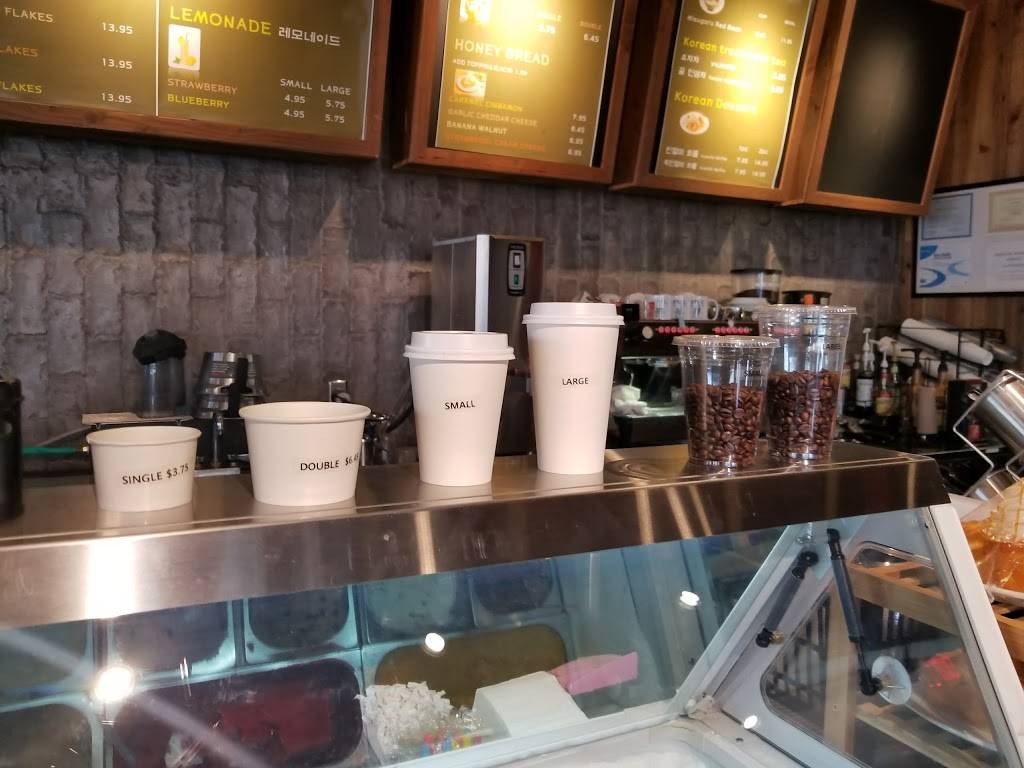 Cafe Clover | bakery | 1333 W Cheltenham Ave #104, Elkins Park, PA 19027, USA | 2156353071 OR +1 215-635-3071