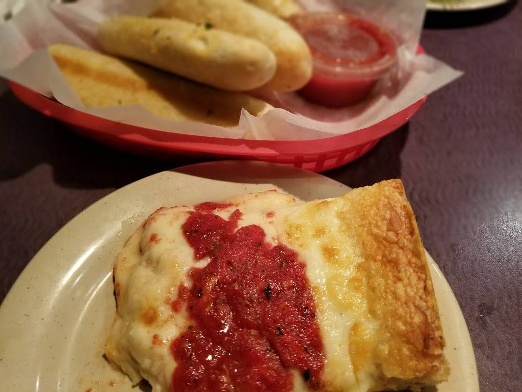 Shields Pizza of Macomb | restaurant | 50750 Romeo Plank Rd, Macomb, MI 48044, USA | 5862281400 OR +1 586-228-1400