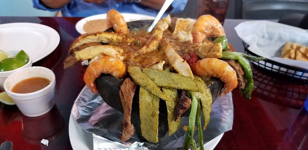 Mariscos Las Islas Marias | restaurant | 14366 Atstar St, Victorville, CA 92345, USA | 7609558328 OR +1 760-955-8328
