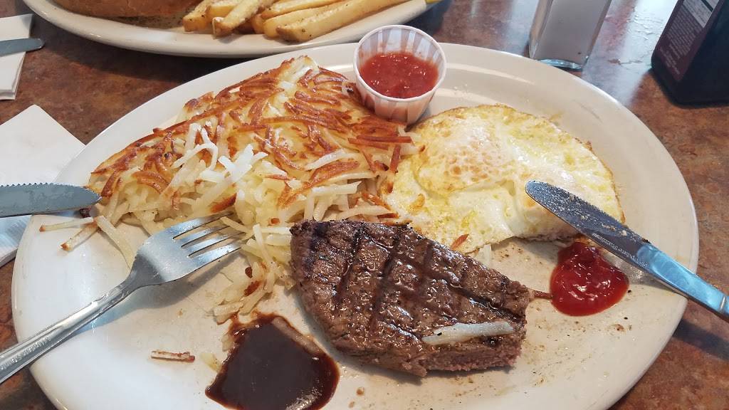 Perkos Cafe | cafe | 901 N Carpenter Rd, Modesto, CA 95351, USA | 2095293100 OR +1 209-529-3100