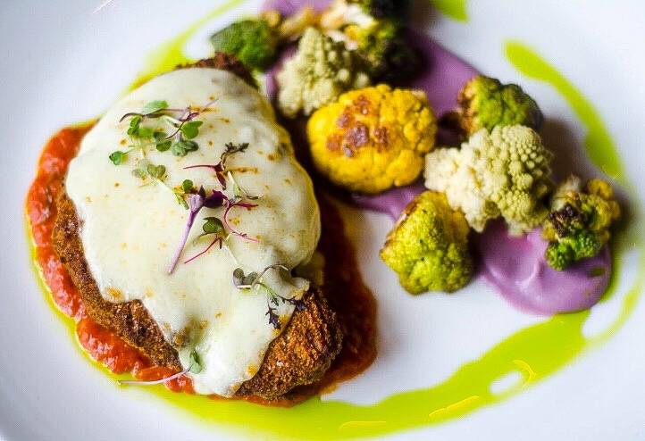 Tutonis Restaurant | restaurant | 108 N George St, York, PA 17401, USA | 7178855169 OR +1 717-885-5169