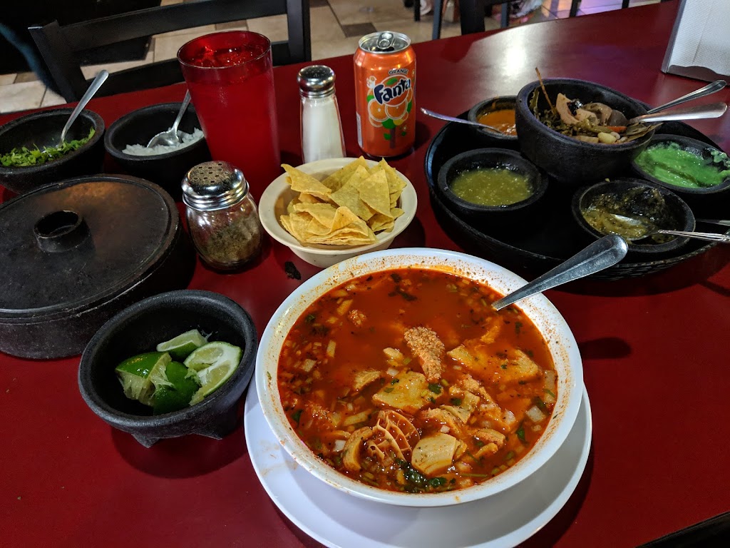 El Rancho | restaurant | 2030 Martha St, Omaha, NE 68108, USA | 4028847863 OR +1 402-884-7863