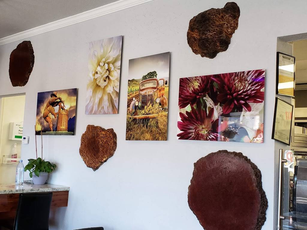 Ivy Moon Restaurant | restaurant | 3112 Market St, Oakland, CA 94608, USA | 5107359115 OR +1 510-735-9115