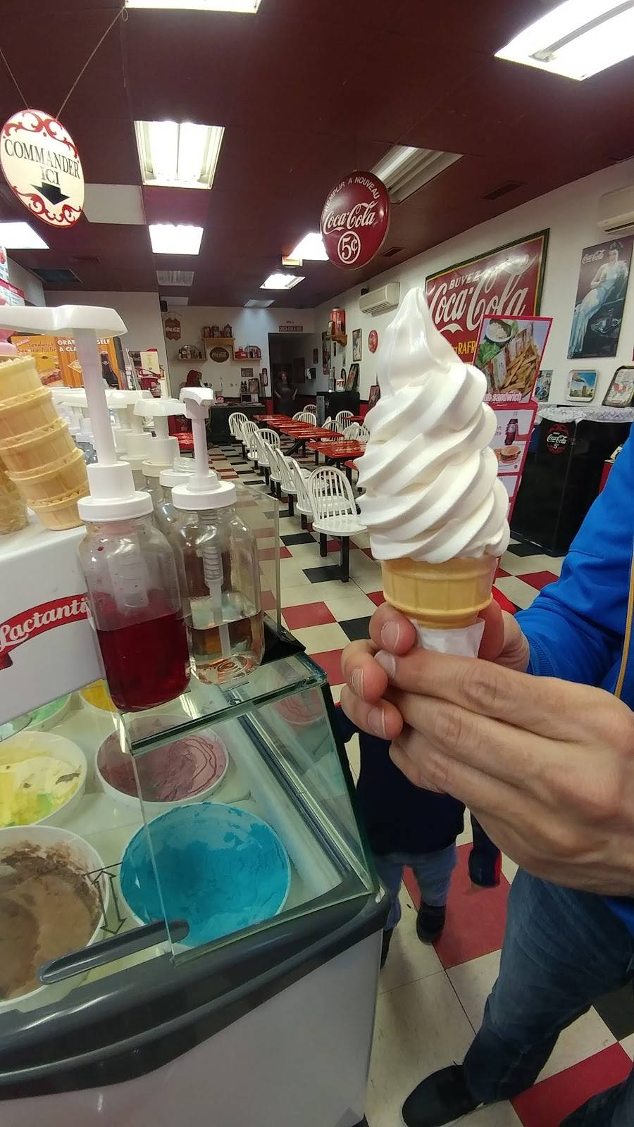 Cremerie du Vieux St-vincent | restaurant | 5081 Boulevard Lévesque E, Laval, QC H7C 1N3, Canada | 4506618566 OR +1 450-661-8566