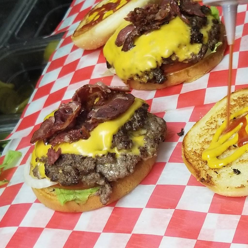 Burger Grille | restaurant | 15539 Schoolcraft Ave, Detroit, MI 48227, USA | 3132707001 OR +1 313-270-7001