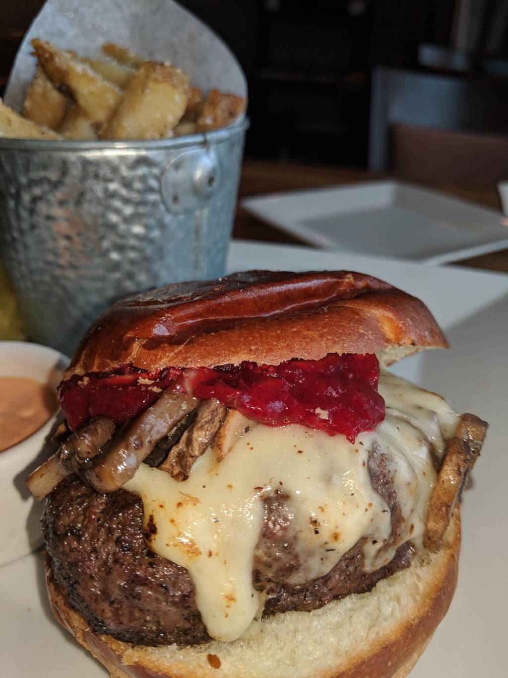 The StoneRose Restaurant | restaurant | 822 Fayette St, Conshohocken, PA 19428, USA | 4845327300 OR +1 484-532-7300