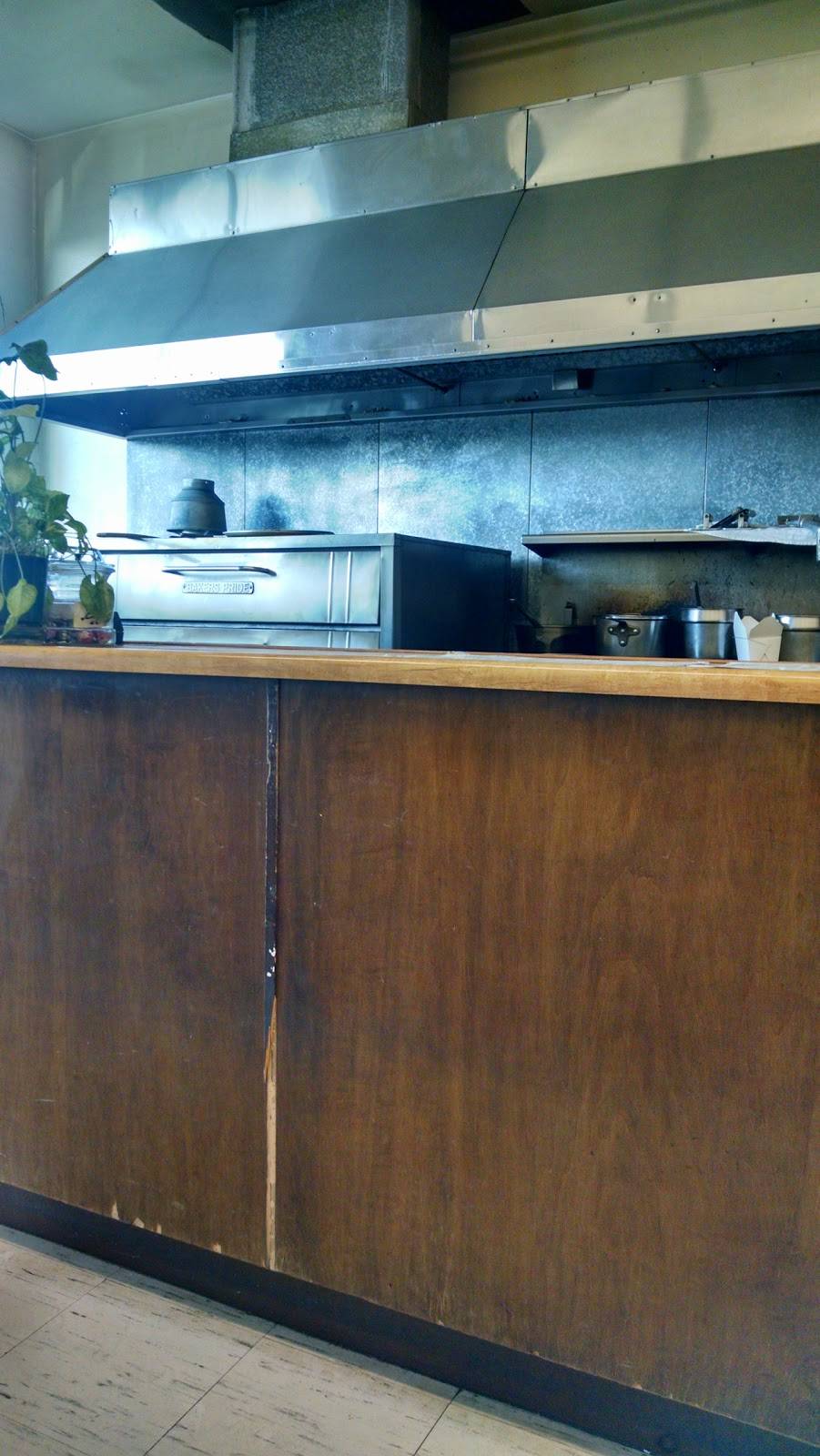 Tonys Pizzeria | restaurant | 413 W Shields Ave, Fresno, CA 93705, USA | 5592243344 OR +1 559-224-3344