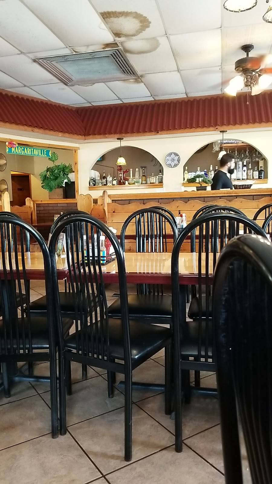 Lomas Del Sol | restaurant | 280 Springfield Rd, Hillsboro, IL 62049, USA | 2175323201 OR +1 217-532-3201