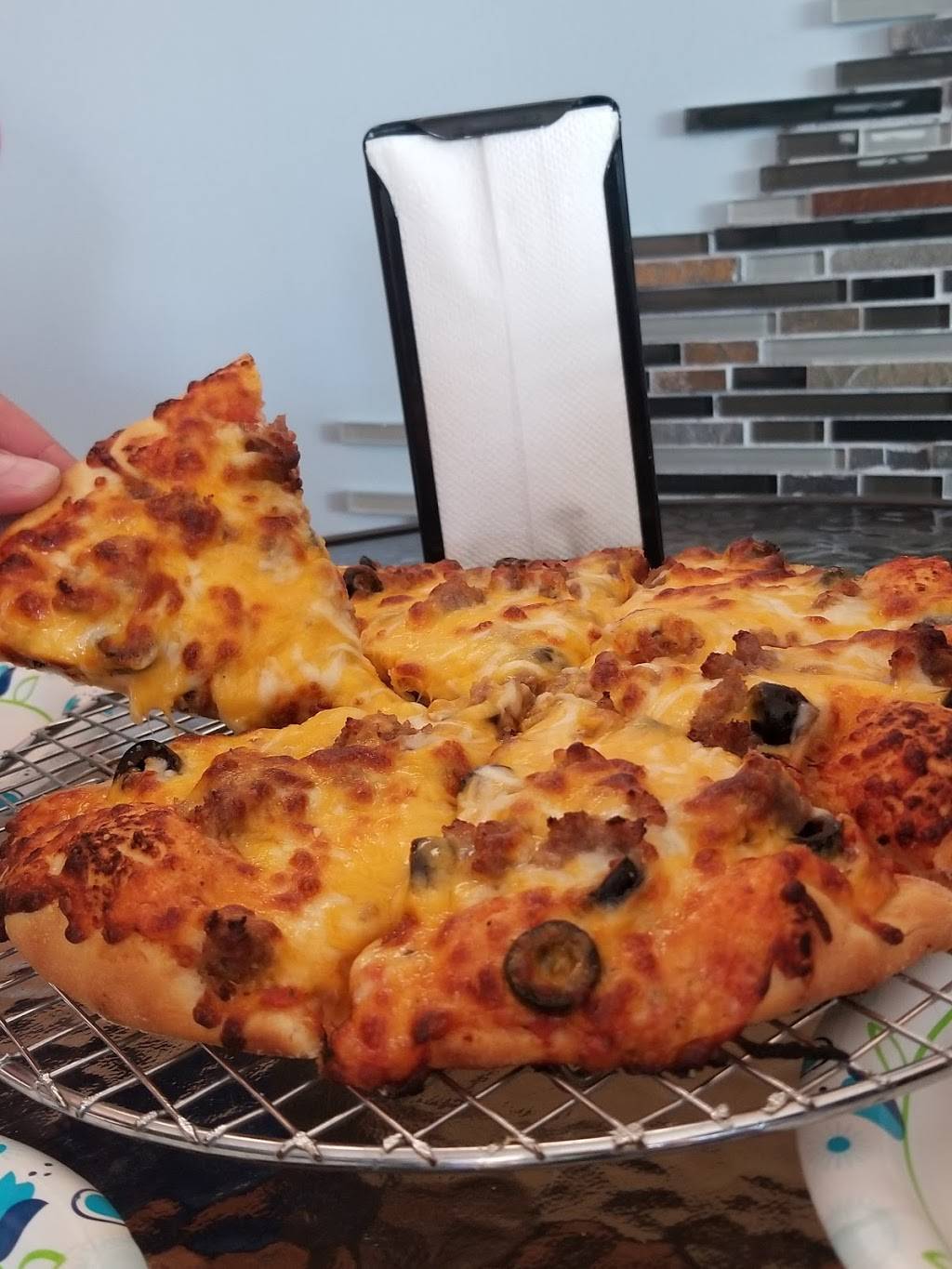 Kozy Yak Brewery | restaurant | 197 N Main St, Rosholt, WI 54473, USA | 7156773082 OR +1 715-677-3082