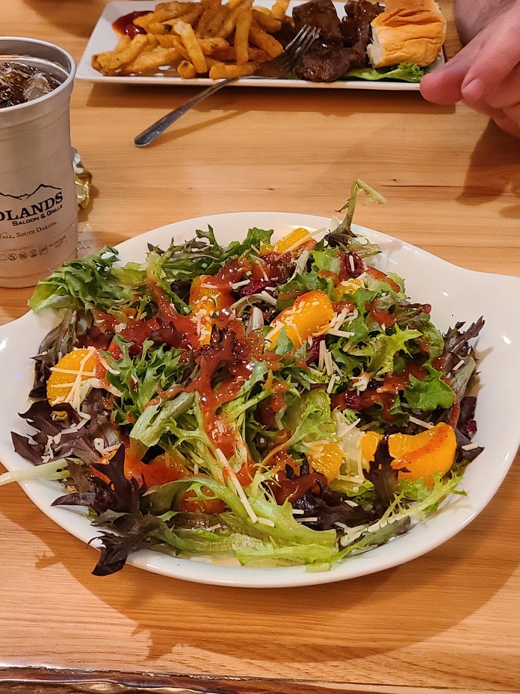 Badlands Saloon & Grille | restaurant | 509 Main St, Wall, SD 57790, USA | 6052792210 OR +1 605-279-2210