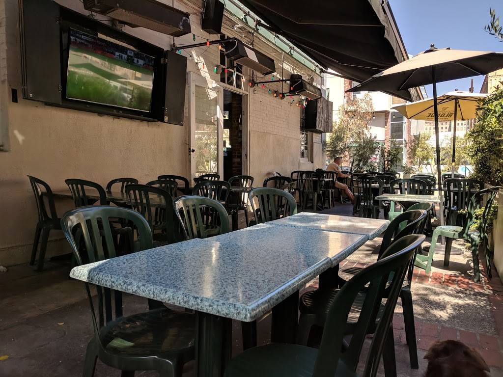 Lucky Baldwins Pub | cafe | 17 S Raymond Ave, Pasadena, CA 91105, USA | 6267950652 OR +1 626-795-0652