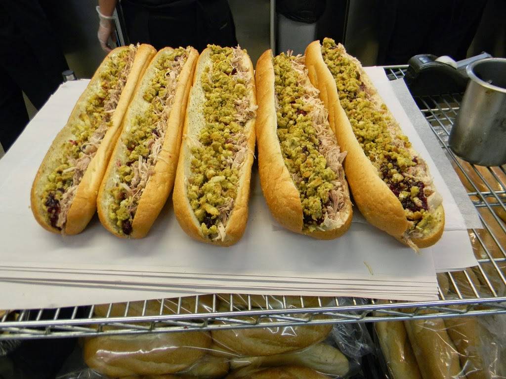 Capriottis Sandwich Shop | restaurant | 2300 Paseo Verde Pkwy, Henderson, NV 89052, USA | 7027943030 OR +1 702-794-3030